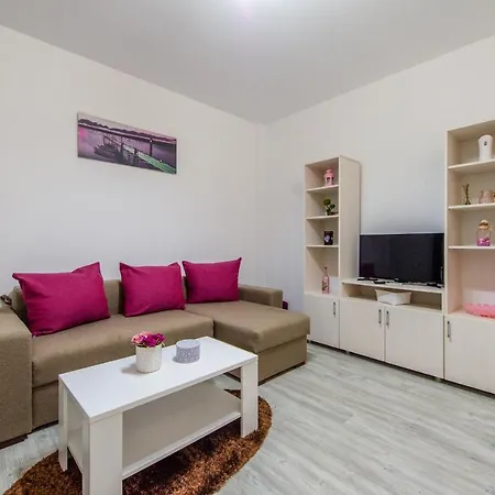 Apartment Nacis Navodari